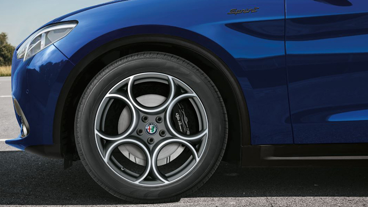 Alfa Romeo Stelvio Sprint Plus